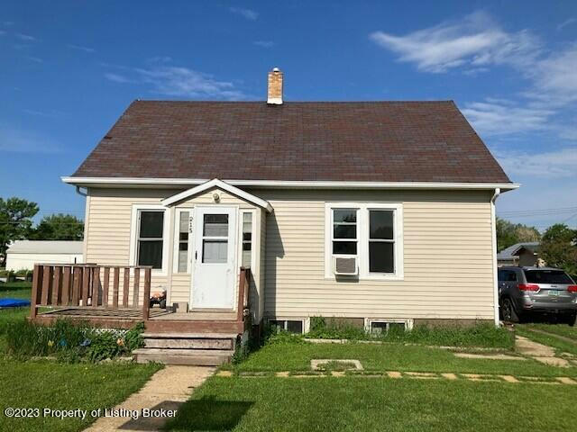 215 N EAST ST, HEBRON, ND 58638, photo 1 of 13