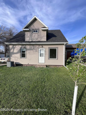 152 2ND AVE NW, KILLDEER, ND 58640, photo 2 of 36