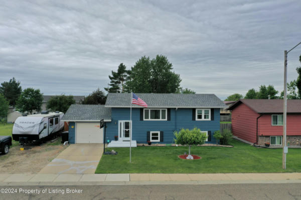 911 23RD ST W, DICKINSON, ND 58601 - Image 1