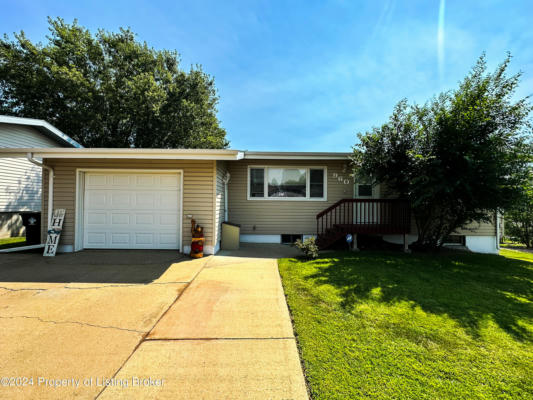 960 CUSTER ST, DICKINSON, ND 58601 - Image 1