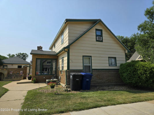 321 2ND ST SW, DICKINSON, ND 58601 - Image 1