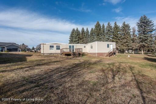 73 29TH AVE SW, DICKINSON, ND 58601, photo 2 of 30